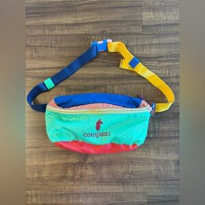 Cotopaxi Fanny Pack - Del Dia